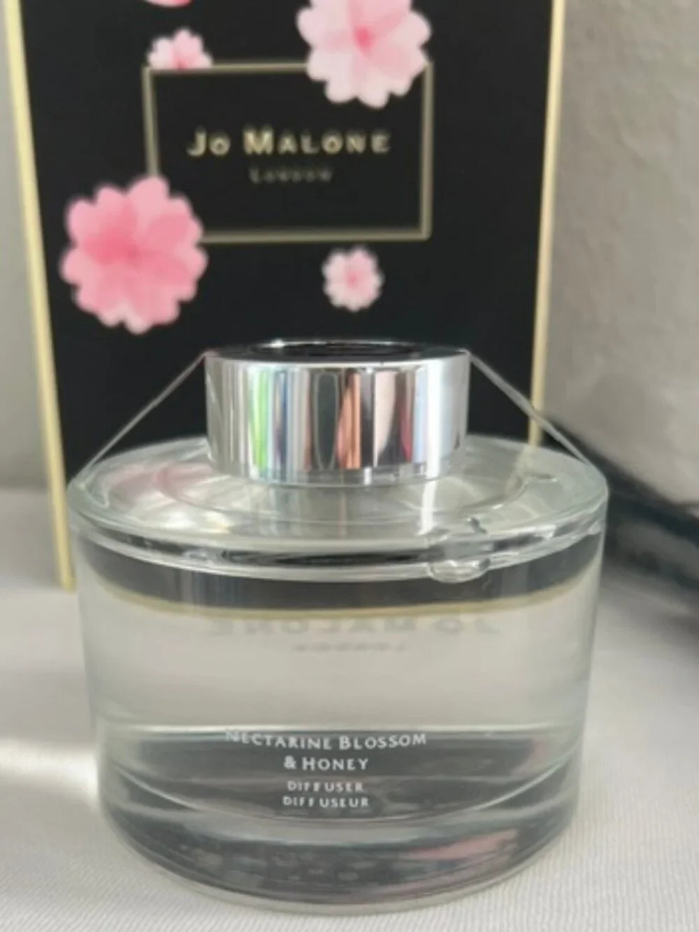 Jo Malone  nectarine blossom & honey diffuser 5.6 oz / 165 ml
